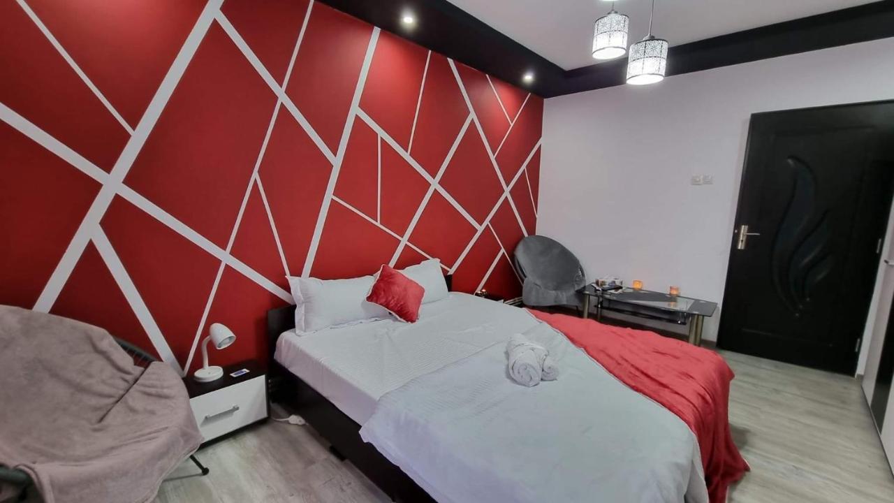 Studio Vale Apartment Hunedoara Exterior photo