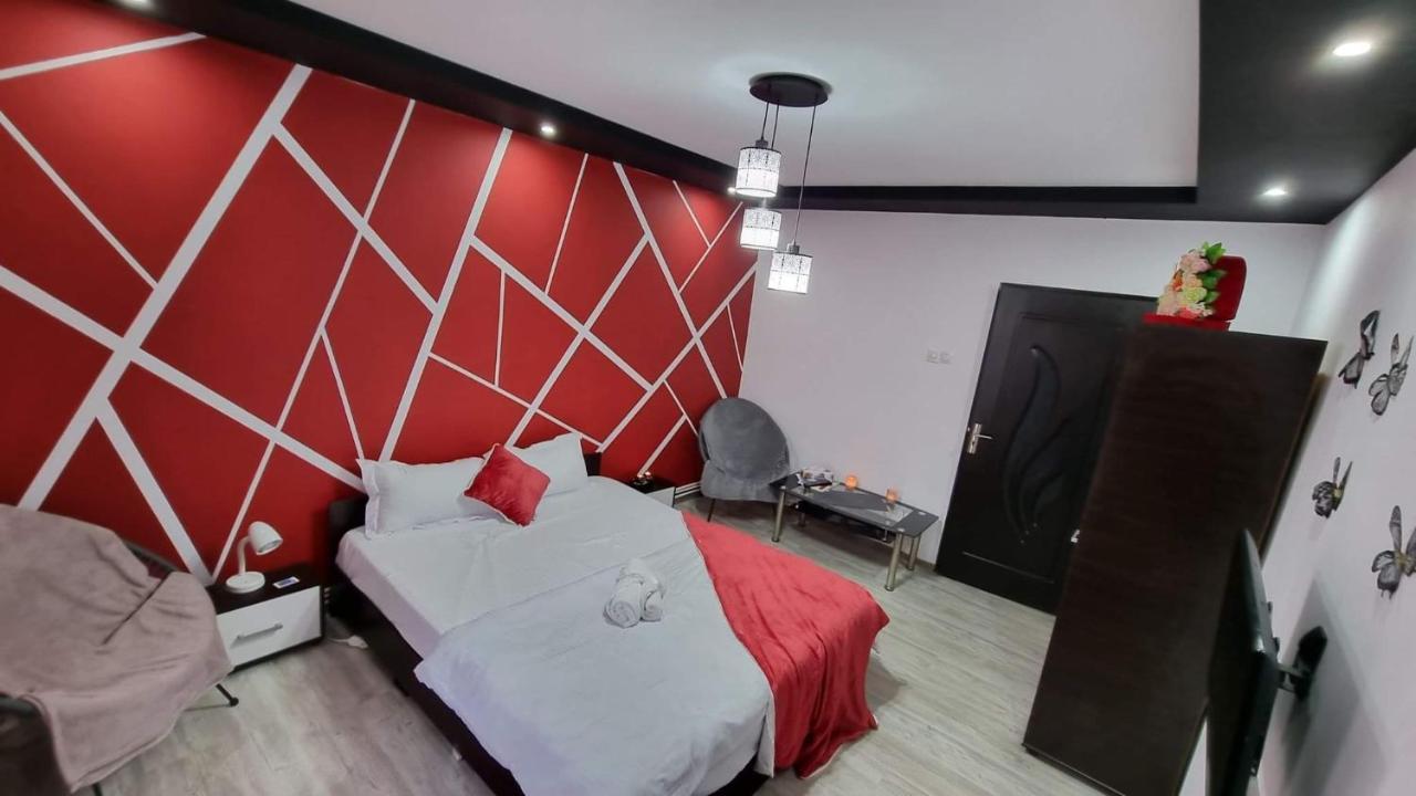 Studio Vale Apartment Hunedoara Exterior photo
